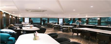 Du ngoạn Vịnh Hạ Long 1 ngày trên du thuyền Catamaran